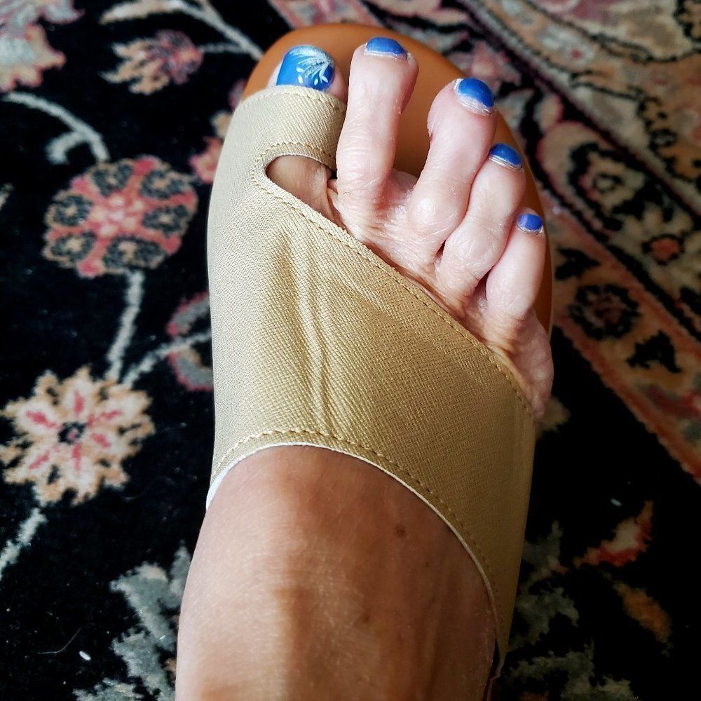 NEW Corrective Bunion Sandals